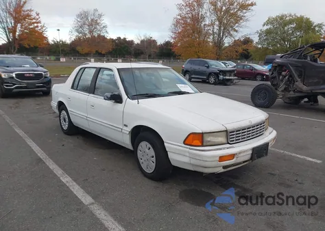 1995 Plymouth Acclaim z USA, uszkodzony, nr VIN 3P3AA4638ST533116